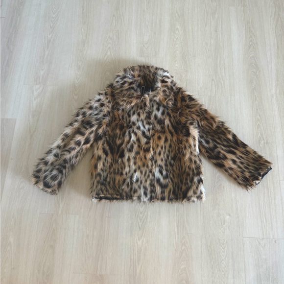 Faux Fur Leopard Jacket - Picture 7 of 15